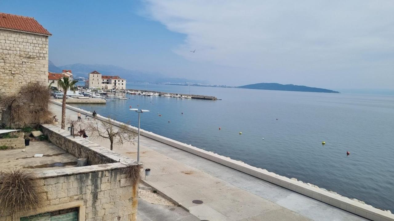 Rotondo * Kastela