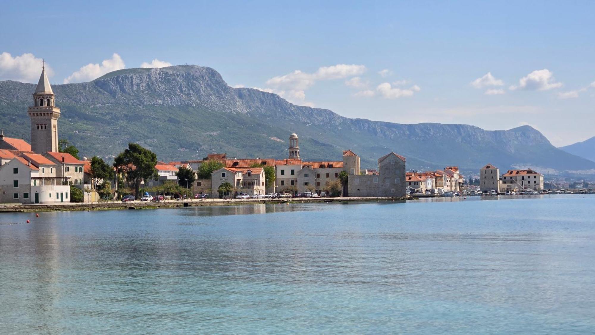 Rotondo * Kastela